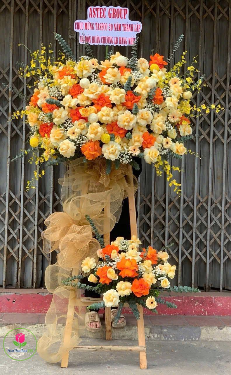 tông vàng cam rực rỡ